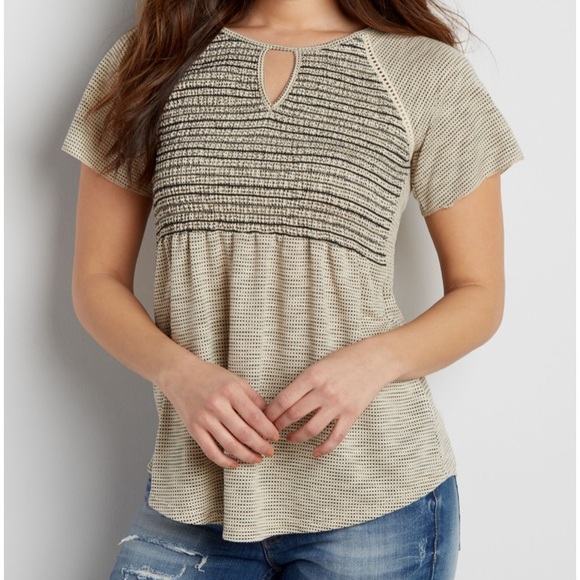 Maurices Tops - ⚡️Flash Sale⚡️ Maurice’s Textured T-Shirt